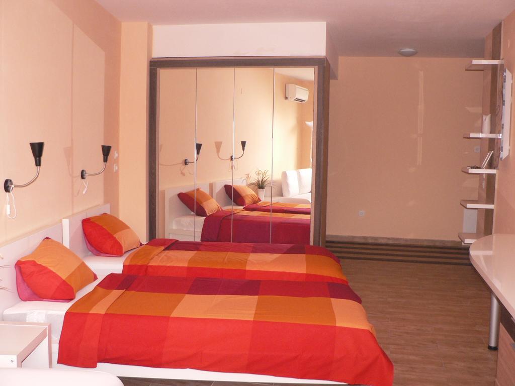 Stay Nexus Galaxy Center Sofia Exterior foto